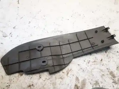 Pezzo di ricambio per auto di seconda mano plastica per ford focus lim. (cb4) 1.6 tdci cat riferimenti oem iam 03009  