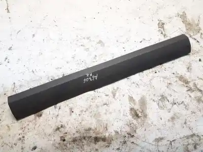 Peça sobressalente para automóvel em segunda mão plásticos por ford focus lim. (cb4) 1.6 tdci cat referências oem iam 4m51r13201a