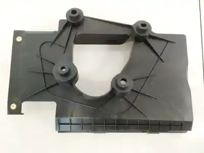 Pezzo di ricambio per auto di seconda mano plastica per jaguar i-pace 2018 --> ev400 90kwh awd riferimenti oem iam j9d3025k26bd  j9d3-025k26-bd xc010