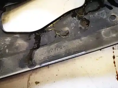 Pezzo di ricambio per auto di seconda mano plastica per toyota corolla (e11) 2.0 d-4d linea sol riferimenti oem iam 5328913010  53289-13010