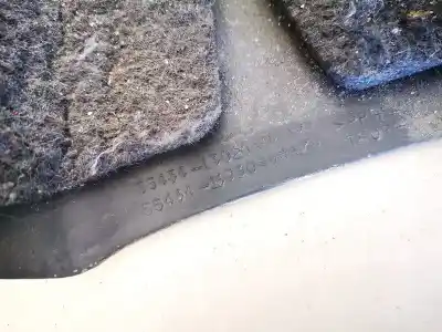 Pezzo di ricambio per auto di seconda mano plastica per toyota corolla (e11) 2.0 d-4d linea sol riferimenti oem iam 5543413020  55434-13020, 55434-13030