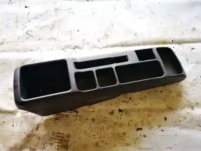 Peça sobressalente para automóvel em segunda mão plásticos por toyota corolla (e11) 2.0 d-4d linea sol referências oem iam 5891113060