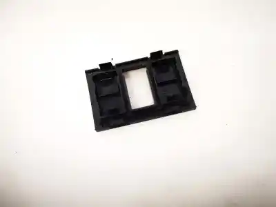 Pezzo di ricambio per auto di seconda mano plastica per toyota corolla (e11) 2.0 d-4d linea sol riferimenti oem iam 5553932010  