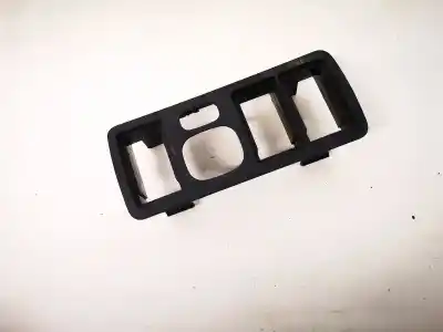 Peça sobressalente para automóvel em segunda mão plásticos por toyota corolla (e11) 2.0 d-4d linea sol referências oem iam 777665