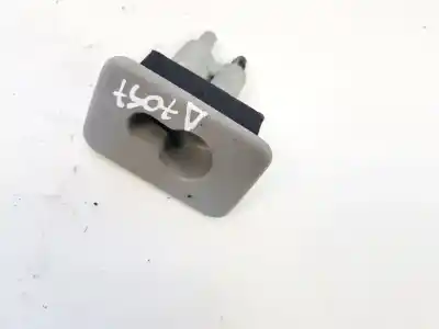 Pezzo di ricambio per auto di seconda mano plastica per opel zafira b 1.9 cdti riferimenti oem iam   