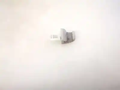 Pezzo di ricambio per auto di seconda mano plastica per toyota corolla (e11) 2.0 d-4d linea sol riferimenti oem iam   