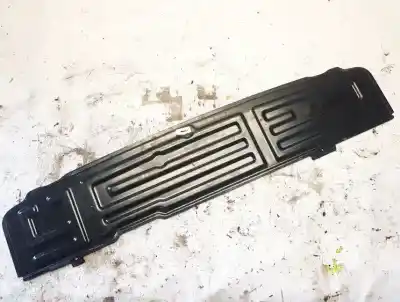 Pezzo di ricambio per auto di seconda mano plastica per opel zafira b 1.9 cdti riferimenti oem iam   