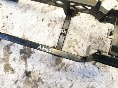 Pezzo di ricambio per auto di seconda mano plastica per opel zafira b 1.9 cdti riferimenti oem iam   