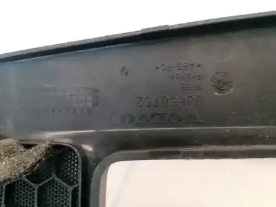 Pezzo di ricambio per auto di seconda mano plastica per volvo v50 (545) 1.6 d riferimenti oem iam 08650752  3865
