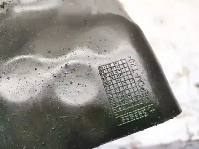 Pezzo di ricambio per auto di seconda mano plastica per opel zafira b 1.9 cdti riferimenti oem iam   