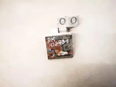 Recambio de automóvil de segunda mano de Bisagra superior puerta delantera - RETENEDOR PUERTA para PEUGEOT PARTNER (S2)  referencias OEM IAM   