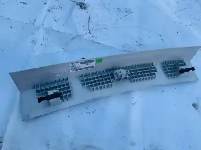 Pezzo di ricambio per auto di seconda mano plastica per dodge journey 2.0 16v crd cat riferimenti oem iam 100000349  