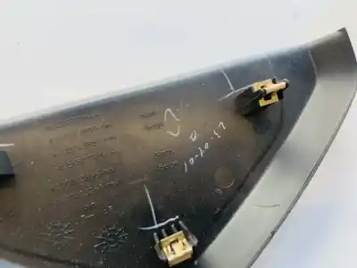 Pezzo di ricambio per auto di seconda mano plastica per dodge journey 2.0 16v crd cat riferimenti oem iam 100013865  1z23trmaa, 100013859, 100013860