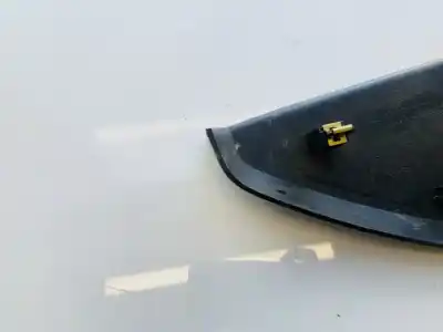 Pezzo di ricambio per auto di seconda mano plastica per dodge journey 2.0 16v crd cat riferimenti oem iam 1az22trmaa  300013861, 300013862, 300013863