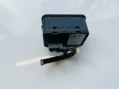 Автозапчастина б/у передні вікний вмикач для opel astra g caravan 1.7 16v dti cat (y 17 dt / lr6) посилання на oem iam 13363201  