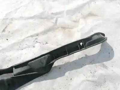 Pezzo di ricambio per auto di seconda mano plastica per toyota corolla (e11) 2.0 d-4d linea sol riferimenti oem iam 5382713050  53827-13050