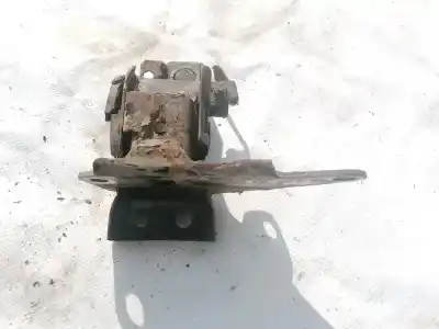 Second-hand car spare part engine support for toyota corolla (e11) 2.0 d-4d linea sol oem iam references   