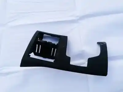 Peça sobressalente para automóvel em segunda mão plásticos por renault laguna iii 1.5 dci diesel referências oem iam 689210002r