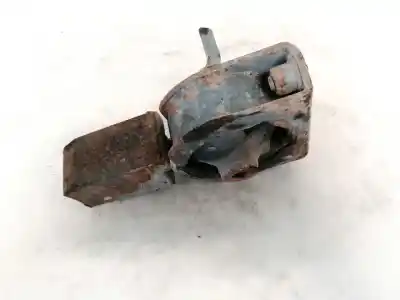 Second-hand car spare part engine support for toyota corolla (e11) 2.0 d-4d linea sol oem iam references av74272  av-74272