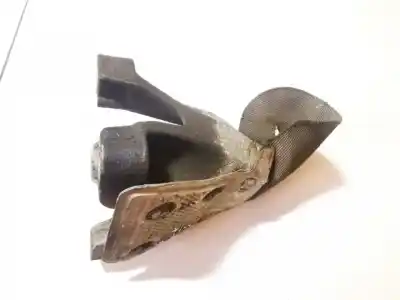 Second-hand car spare part engine support for audi a5 cabriolet (8f7) 3.0 tdi quattro oem iam references 8k0199307aq  