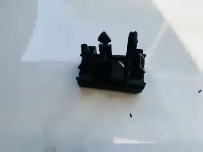 Pezzo di ricambio per auto di seconda mano plastica per audi 80 avant 1.9 turbodiesel cat (aaz) riferimenti oem iam 893941515  