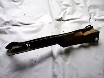 Pezzo di ricambio per auto di seconda mano plastica per toyota corolla (e11) 2.0 d-4d linea sol riferimenti oem iam 5382812050  53828-12050