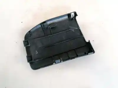 Pezzo di ricambio per auto di seconda mano plastica per toyota corolla (e11) 2.0 d-4d linea sol riferimenti oem iam 7329813030  73298-13030