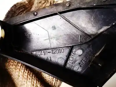 Pezzo di ricambio per auto di seconda mano plastica per toyota corolla (e11) 2.0 d-4d linea sol riferimenti oem iam 6011812010  60118-12010