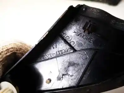 Pezzo di ricambio per auto di seconda mano plastica per toyota corolla (e11) 2.0 d-4d linea sol riferimenti oem iam 6011712010  60117-12010