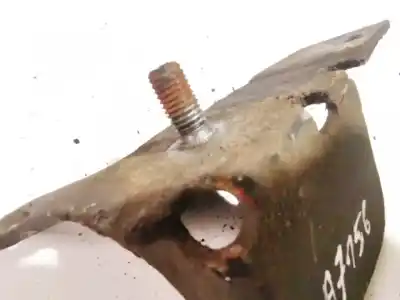 Second-hand car spare part engine support for volvo v70 ii (285) 2.5 tdi oem iam references   