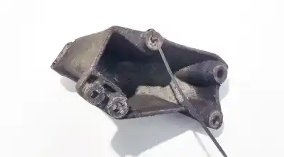 Second-hand car spare part engine support for volkswagen passat b5 (3b2) 1.9 tdi oem iam references 8d0199307  