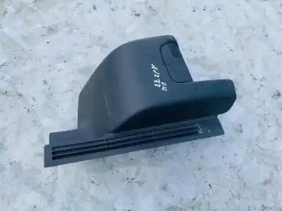 Second-hand car spare part plastics for volvo v50 (545) 1.6 d oem iam references 08650743