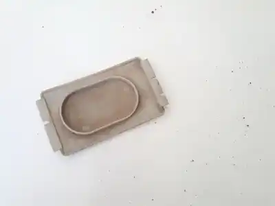 Pezzo di ricambio per auto di seconda mano plastica per audi 80 (811/813) 1.8 riferimenti oem iam   