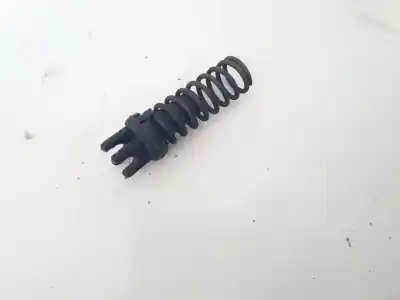 Автозапчасти б/у пластик за audi 80 avant 1.9 tdi ссылки oem iam   