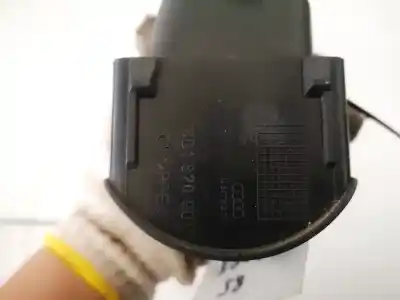 Автозапчастина б/у аераційна решіта для audi a4, b5 1994.11 - 1999.09 1.6 74kw 1994.11 - 2000.10 посилання на oem iam 8d1820901  