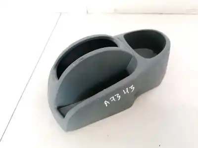 Pezzo di ricambio per auto di seconda mano plastica per peugeot 107 1.0i cat 70cv riferimenti oem iam 589110h010