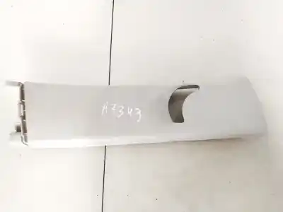 Pezzo di ricambio per auto di seconda mano plastica per peugeot 107 1.0i cat 70cv riferimenti oem iam 624110h010