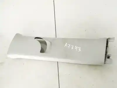 Pezzo di ricambio per auto di seconda mano plastica per peugeot 107 1.0i cat 70cv riferimenti oem iam 624120h010