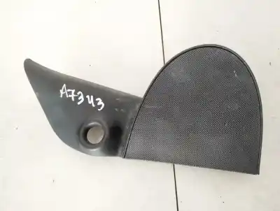 Pezzo di ricambio per auto di seconda mano plastica per peugeot 107 1.0i cat 70cv riferimenti oem iam 674910h010