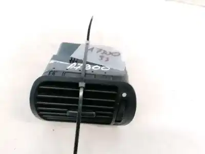 Автозапчастина б/у аераційна решіта для audi a3 (8l) 1.8 ambiente посилання на oem iam 8l0820901  