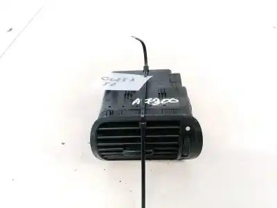 Автозапчастина б/у аераційна решіта для audi a3 (8l) 1.8 ambiente посилання на oem iam 8l0820901