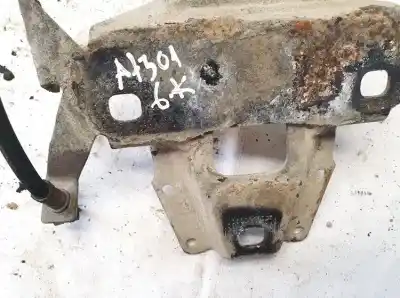 Second-hand car spare part engine support for audi 80 avant 2.0 oem iam references   