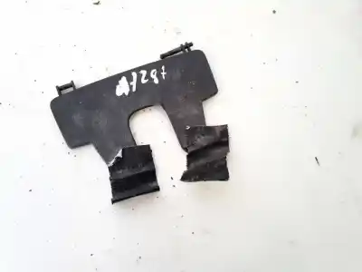 Pezzo di ricambio per auto di seconda mano plastica per volvo v50 (545) 2.0 d riferimenti oem iam 