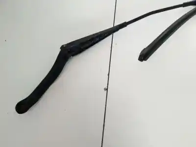 Second-hand car spare part left front windshield wiper arm for opel corsa c 1.2 16v cat (z 12 xep / lb4) oem iam references 13182325  