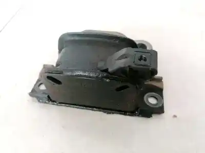 Second-hand car spare part engine support for opel corsa c 1.2 16v cat (z 12 xep / lb4) oem iam references 468646740  