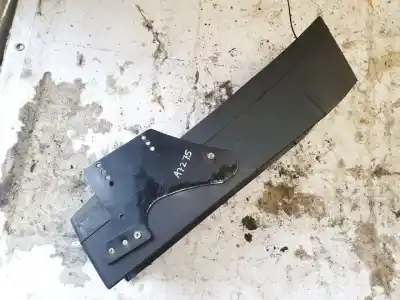 Pezzo di ricambio per auto di seconda mano plastica per audi 80 avant 1.9 tdi riferimenti oem iam 893857405  