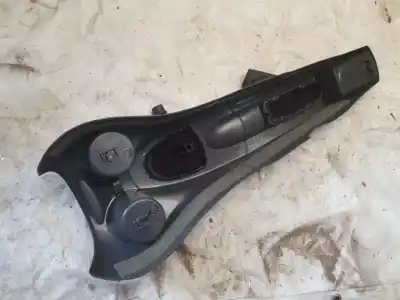 Second-hand car spare part plastics for ford focus turnier (cak) 1.8 tddi turbodiesel cat oem iam references 98aba04584  98ava045a74 Second-hand car spare part plastics for ford focus turnier (cak) 1.8 tddi turbodiesel cat oem iam references 98aba04584  98ava045a74