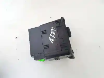 Автозапчасти б/у аэрационная решетка за seat toledo (1m2) 2.3 vr5 cat (agz) ссылки oem iam 8l0820901  