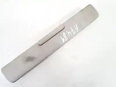 Pezzo di ricambio per auto di seconda mano  per VOLKSWAGEN PASSAT VARIANT (3B5)  Riferimenti OEM IAM 3B0858555  