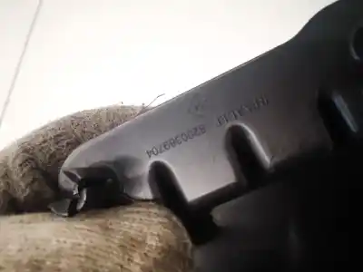 Pezzo di ricambio per auto di seconda mano plastica per renault twingo 1.2 16v riferimenti oem iam 8200398704  